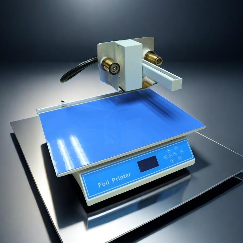 无需制作烫金版，电脑设计排版，USB连接输出打印。